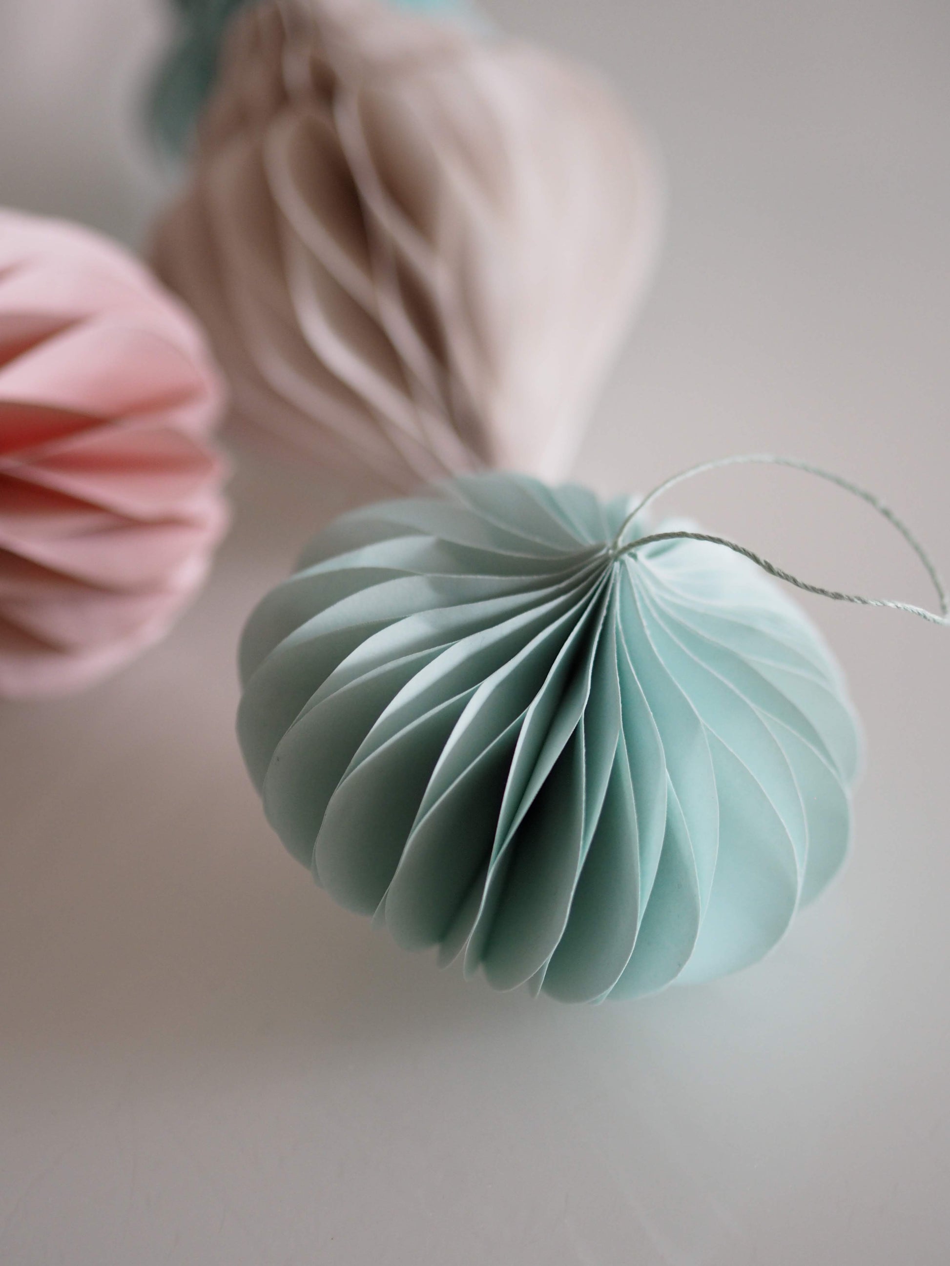 Návod + PDF šablony na lepené papírové ozdoby (4 tvary)